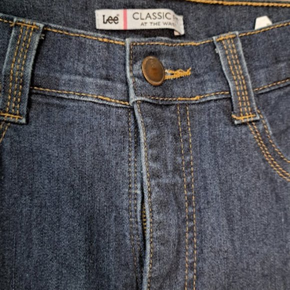 LEE Classic Fit Jeans Sz 12 Medium - Picture 3 of 7